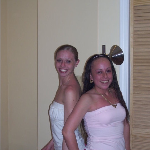 Meet your Posher, Amelia - Picture 6 of 6